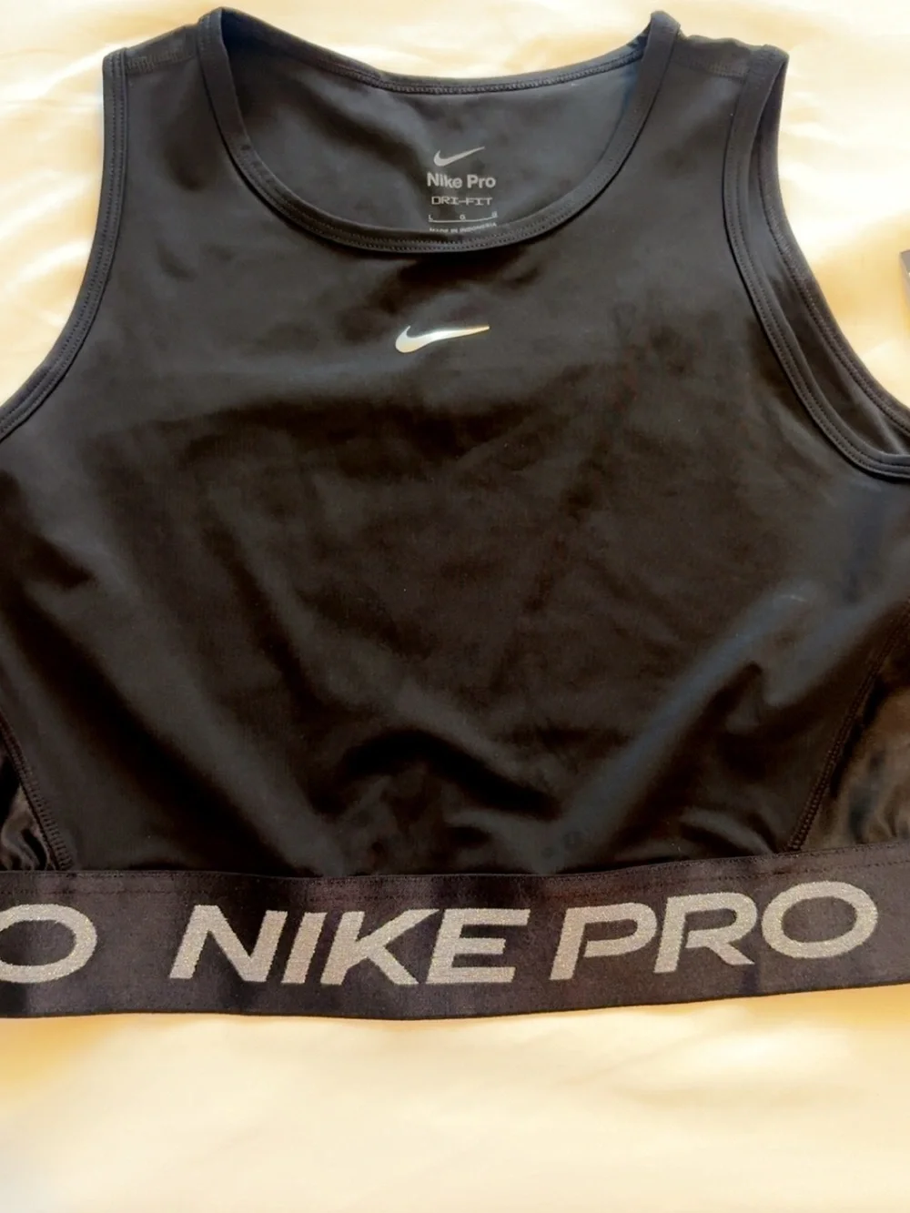 Nike form fitting